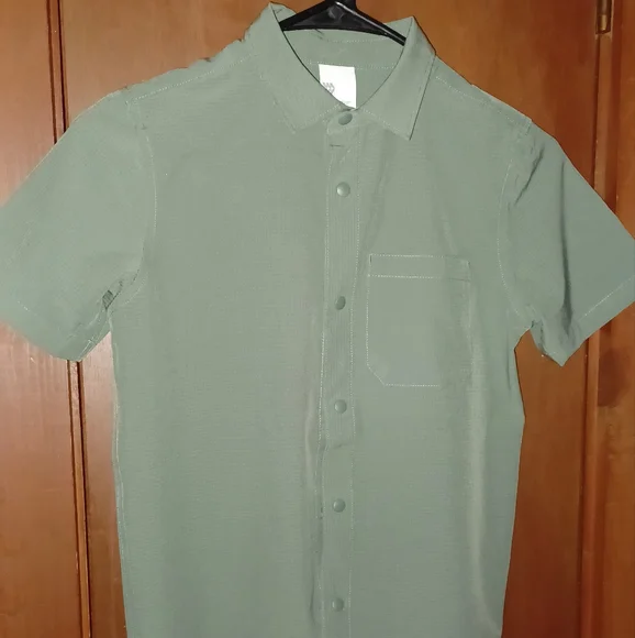 BOYS SHORT SLEEVE SHIRT - Picture 3 of 5